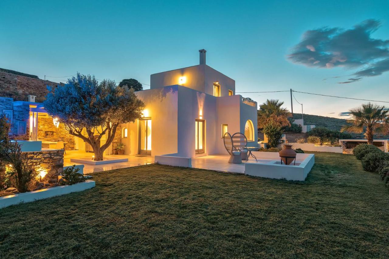 Villa On The Rocks Antiparos Town Exterior foto