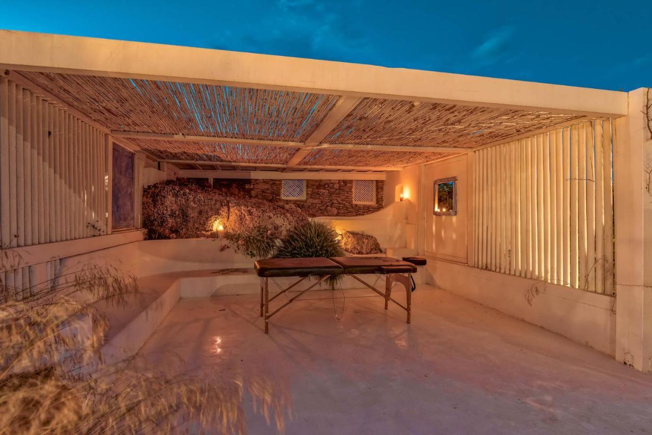 Villa On The Rocks Antiparos Town Exterior foto