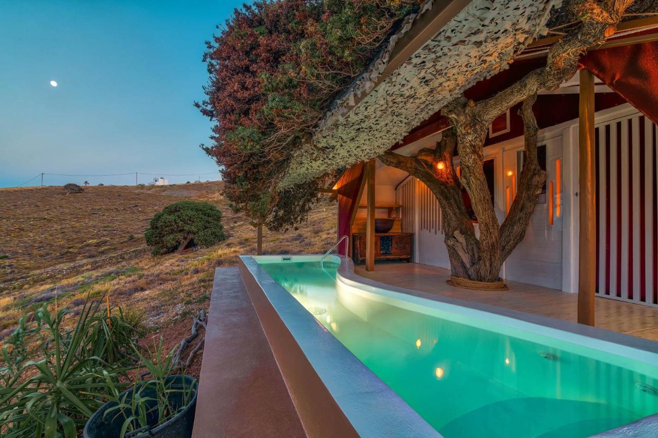 Villa On The Rocks Antiparos Town Exterior foto