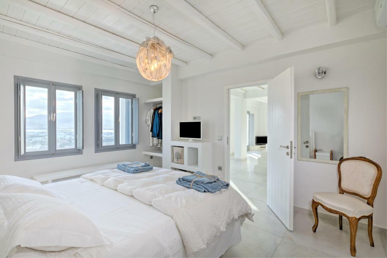 Villa On The Rocks Antiparos Town Exterior foto