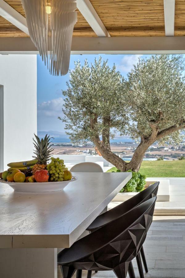 Villa On The Rocks Antiparos Town Exterior foto